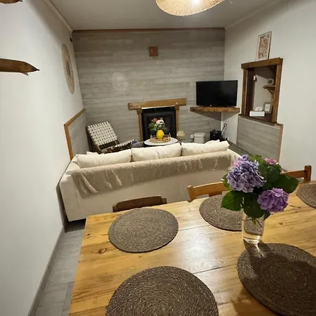 Maison De à *
